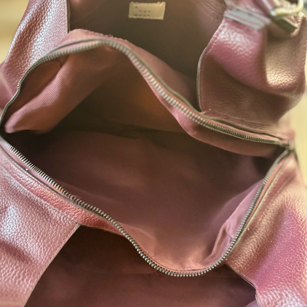 Elegant Burgundy Leather Tote Bag - Picture 7 of 7